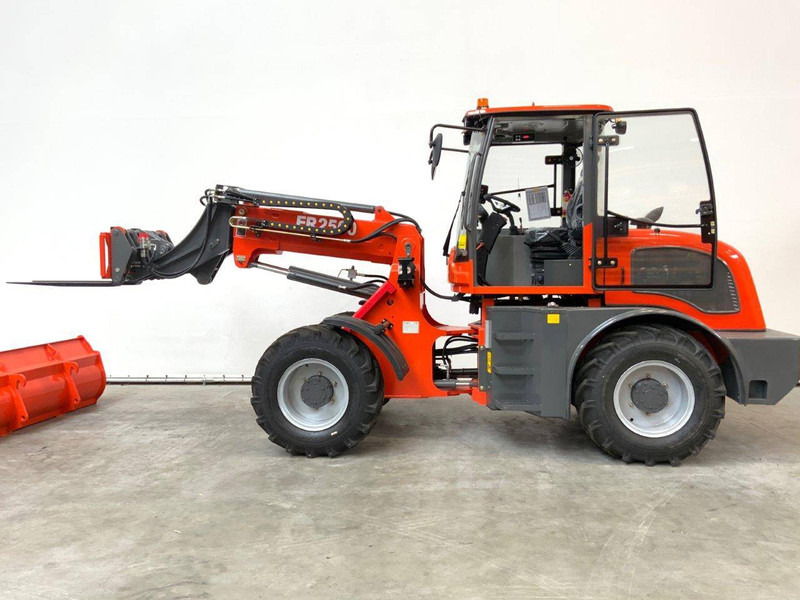 Everun ER2500 - اللودر بعجل: صور 4 Everun ER2500 - اللودر بعجل: صور 4