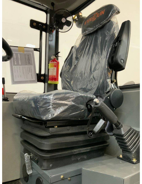 اللودر بعجل جديد Everun ER2500: صور 8