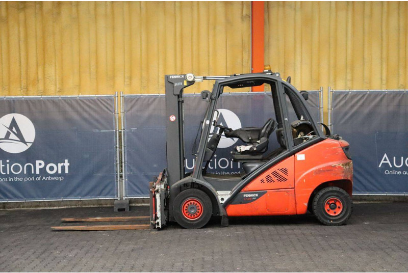 Fenwick H35T-02 - رافعة شوكية تعمل بالغاز: صور 2 Fenwick H35T-02 - رافعة شوكية تعمل بالغاز: صور 2