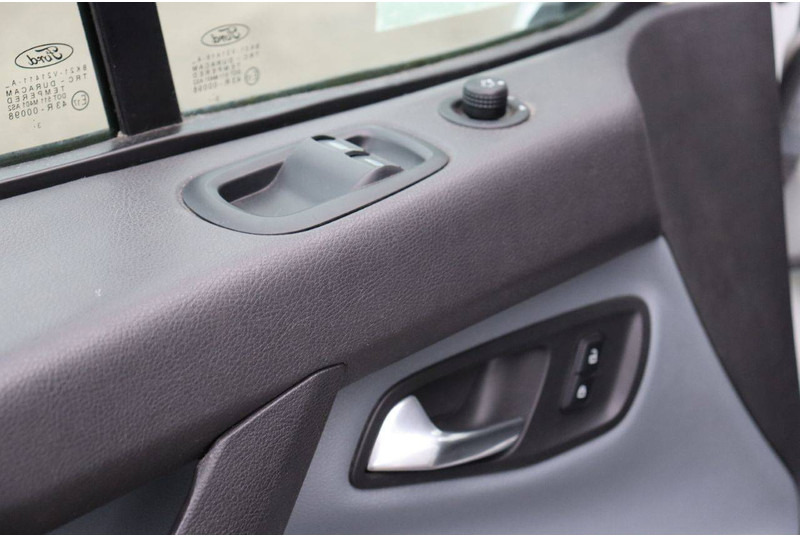 فان Ford Transit Custom: صور 20