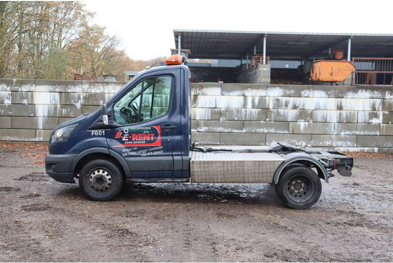 Ford Transit TRANSIT - فان: صور 2 Ford Transit TRANSIT - فان: صور 2