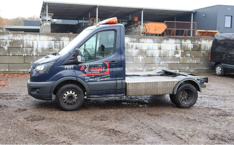 Ford Transit TRANSIT - فان: صور 1 Ford Transit TRANSIT - فان: صور 1