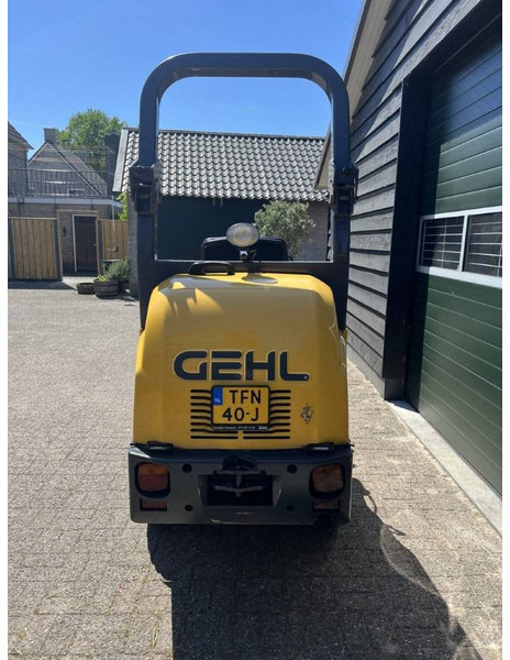 Gehl AL340 - اللودر بعجل: صور 4 Gehl AL340 - اللودر بعجل: صور 4