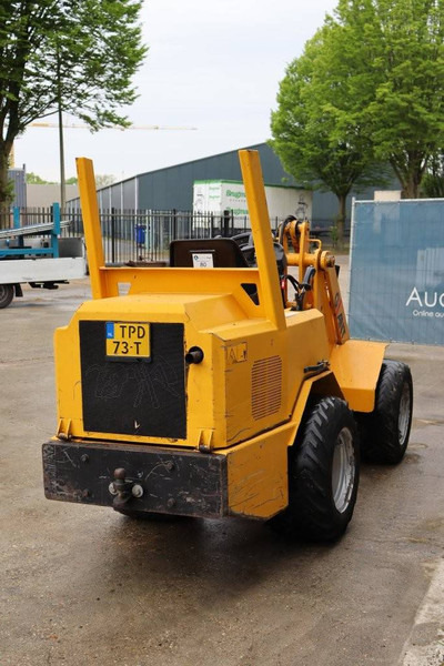 Giant V451T - اللودر بعجل: صور 5 Giant V451T - اللودر بعجل: صور 5
