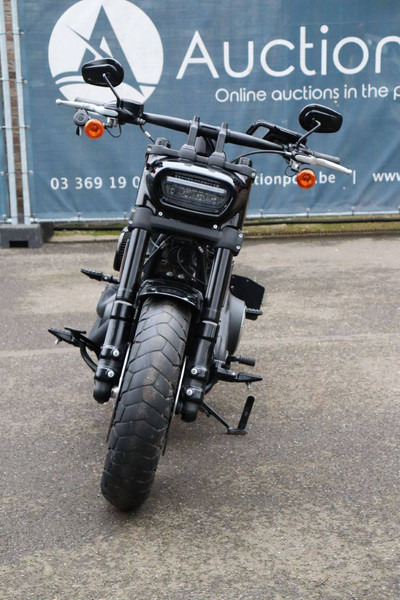 دراجة بخارية Harley-Davidson Fat Bob: صور 8 دراجة بخارية Harley-Davidson Fat Bob: صور 8
