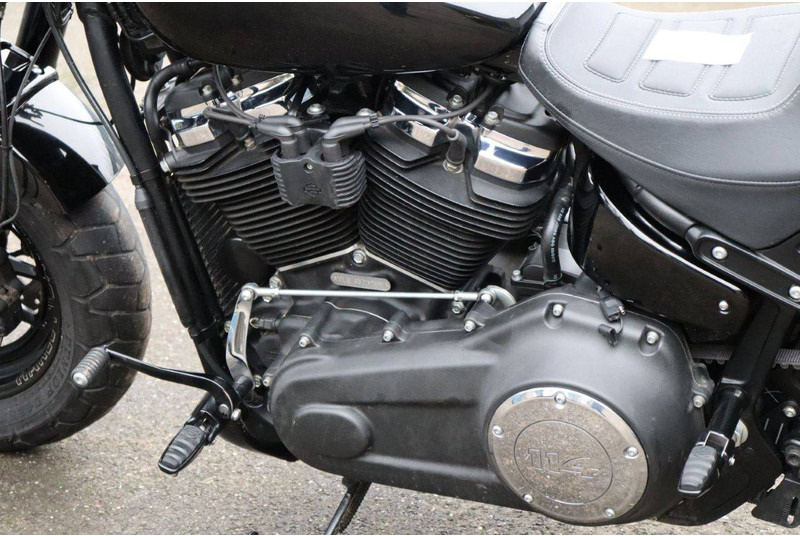 دراجة بخارية Harley-Davidson Fat Bob: صور 16 دراجة بخارية Harley-Davidson Fat Bob: صور 16