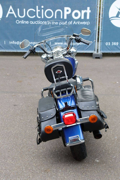 Harley-Davidson Heritage Softail Classic - دراجة بخارية: صور 5 Harley-Davidson Heritage Softail Classic - دراجة بخارية: صور 5