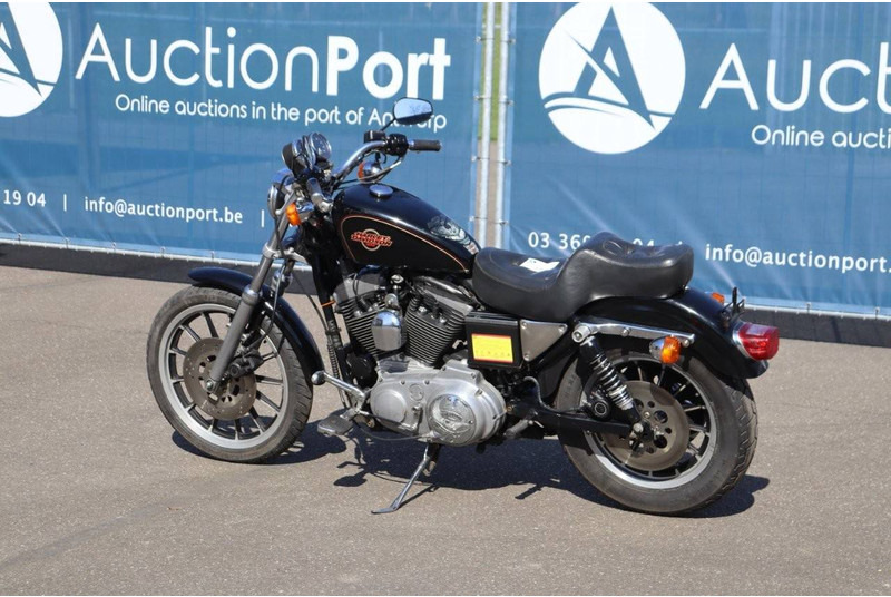 Harley-Davidson SPORTSTER XL 1200 - دراجة بخارية: صور 3 Harley-Davidson SPORTSTER XL 1200 - دراجة بخارية: صور 3
