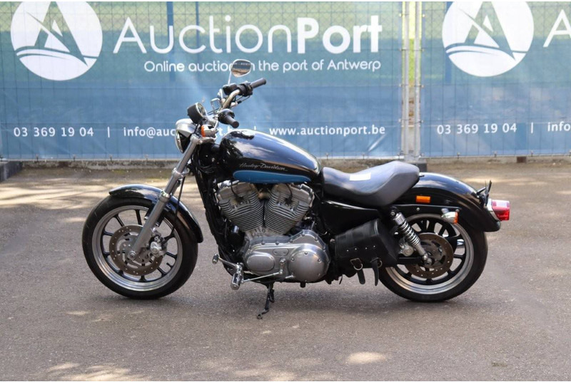 Harley-Davidson Sportster XL883 - دراجة بخارية: صور 2 Harley-Davidson Sportster XL883 - دراجة بخارية: صور 2