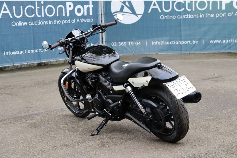 Harley-Davidson Street 750 - دراجة بخارية: صور 4 Harley-Davidson Street 750 - دراجة بخارية: صور 4