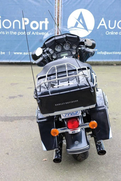 Harley-Davidson Ultra Classic - دراجة بخارية: صور 5 Harley-Davidson Ultra Classic - دراجة بخارية: صور 5