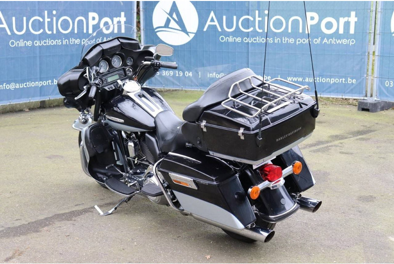 Harley-Davidson Ultra Classic - دراجة بخارية: صور 4 Harley-Davidson Ultra Classic - دراجة بخارية: صور 4