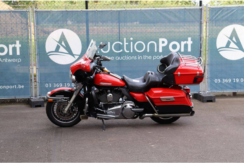 Harley-Davidson Ultra Classic - دراجة بخارية: صور 1 Harley-Davidson Ultra Classic - دراجة بخارية: صور 1