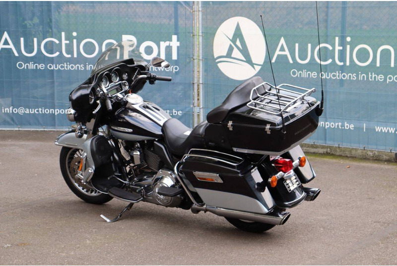 Harley-Davidson Ultra Classic - دراجة بخارية: صور 3 Harley-Davidson Ultra Classic - دراجة بخارية: صور 3