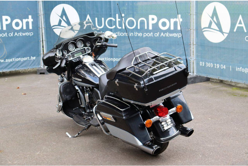 Harley-Davidson Ultra Classic - دراجة بخارية: صور 4 Harley-Davidson Ultra Classic - دراجة بخارية: صور 4