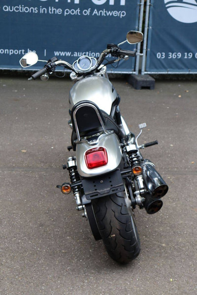 Harley-Davidson V-Rod VRSC - دراجة بخارية: صور 5 Harley-Davidson V-Rod VRSC - دراجة بخارية: صور 5