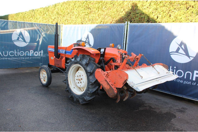 Hinomoto E262 - جرار: صور 3 Hinomoto E262 - جرار: صور 3