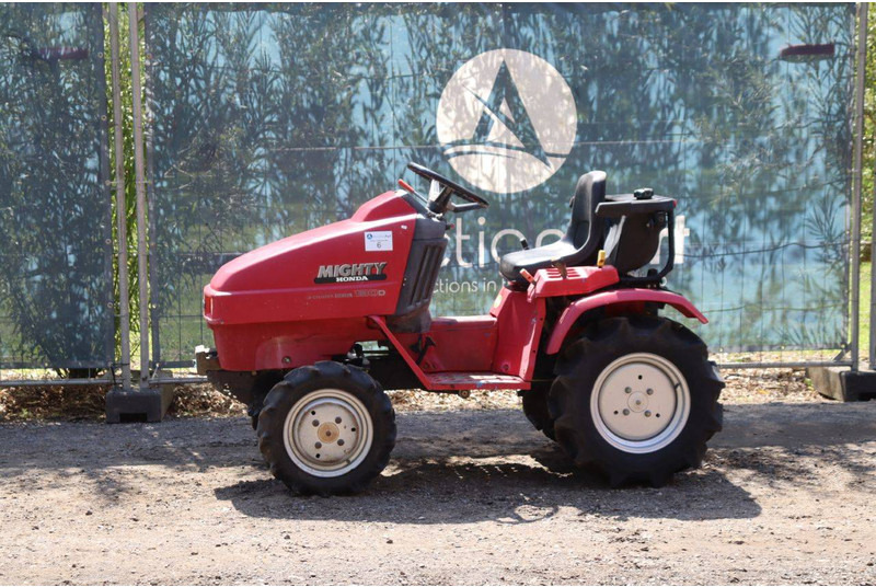 Honda RT130D - جرار: صور 1 Honda RT130D - جرار: صور 1
