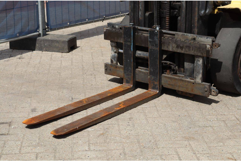 رافعة شوكية تعمل بالغاز Hyster H2.50XM: صور 10