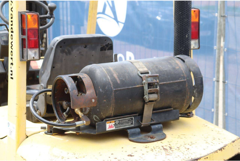 رافعة شوكية تعمل بالغاز Hyster H2.50XM: صور 19