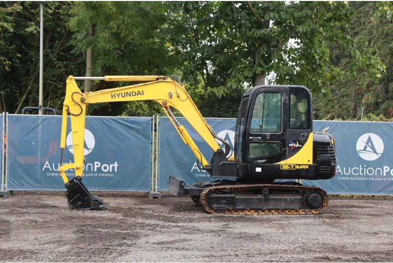 Hyundai R55-7 - حفارات زحافة: صور 1 Hyundai R55-7 - حفارات زحافة: صور 1