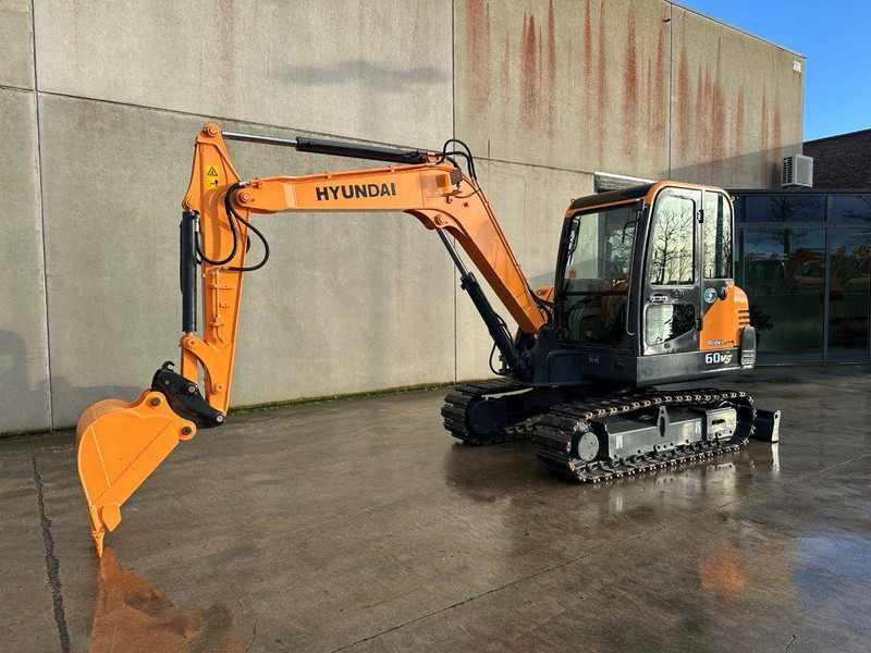 Hyundai R60VS - حفارات زحافة: صور 1 Hyundai R60VS - حفارات زحافة: صور 1
