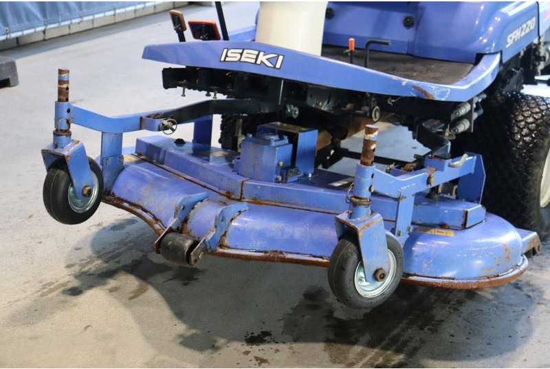 جزازة المروج Iseki SFH220T: صور 10