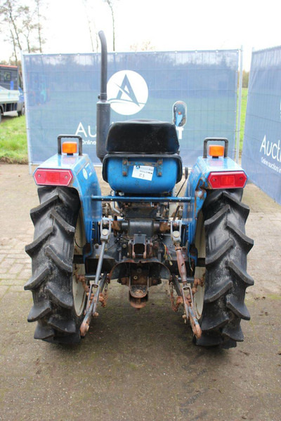 Iseki TU1900F - جرار: صور 4 Iseki TU1900F - جرار: صور 4