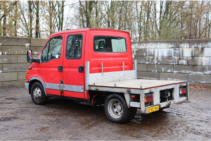 Iveco Daily 40C 40C - فان: صور 3 Iveco Daily 40C 40C - فان: صور 3