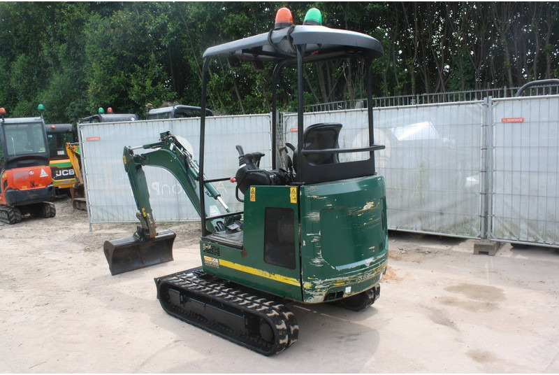 JCB 16C-1 T3 - حفارة مصغرة: صور 3 JCB 16C-1 T3 - حفارة مصغرة: صور 3