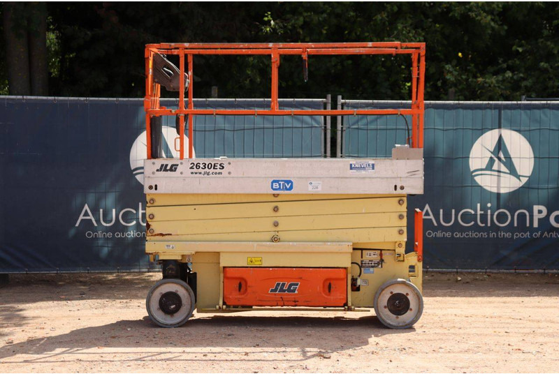 JLG 2630ES - رافعات مقصية: صور 2 JLG 2630ES - رافعات مقصية: صور 2