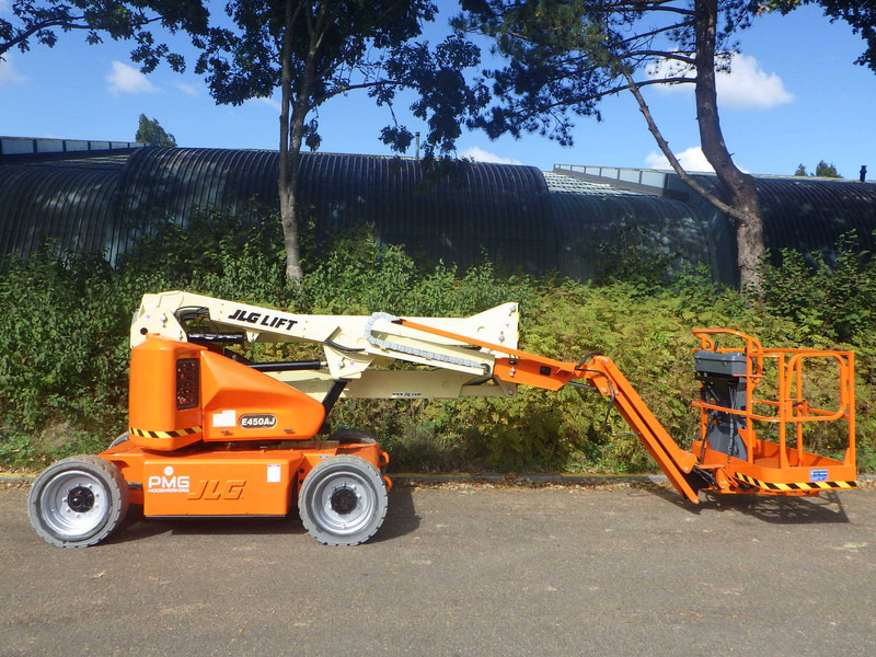 JLG E450AJ - رافعات سلة مفصلية: صور 1 JLG E450AJ - رافعات سلة مفصلية: صور 1