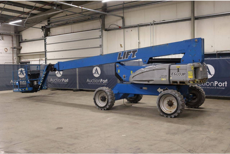 JLG E600JP - رافعات سلة تلسكوبية: صور 4 JLG E600JP - رافعات سلة تلسكوبية: صور 4