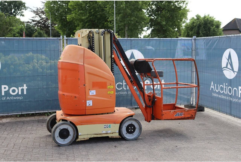 JLG Toucan 10E - منصات هيدروليكية متنقلة: صور 1 JLG Toucan 10E - منصات هيدروليكية متنقلة: صور 1