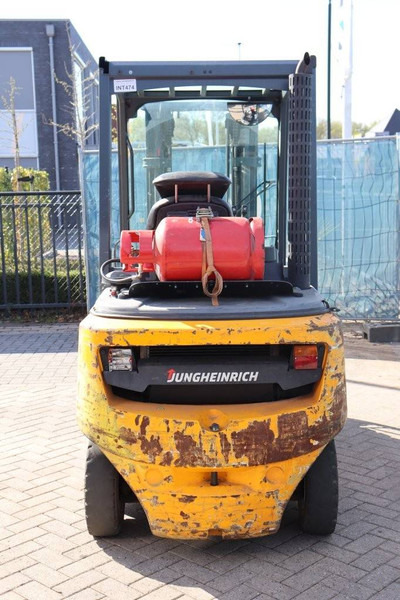 Jungheinrich TFG 425 - رافعة شوكية تعمل بالغاز: صور 4 Jungheinrich TFG 425 - رافعة شوكية تعمل بالغاز: صور 4