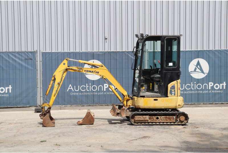 Komatsu PC18MR - حفارة مصغرة: صور 1 Komatsu PC18MR - حفارة مصغرة: صور 1