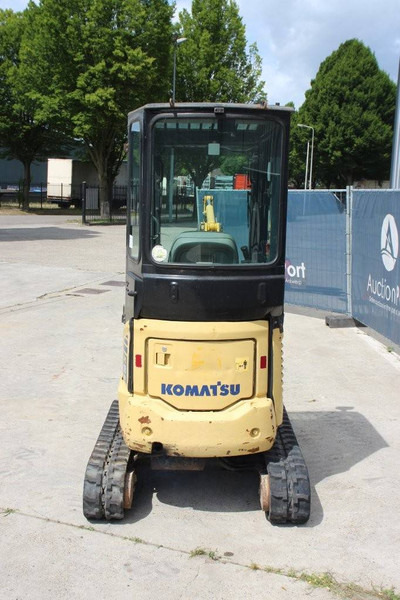 Komatsu PC18MR - حفارة مصغرة: صور 4 Komatsu PC18MR - حفارة مصغرة: صور 4