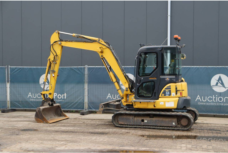 Komatsu PC55MR-3 - حفارات زحافة: صور 3 Komatsu PC55MR-3 - حفارات زحافة: صور 3