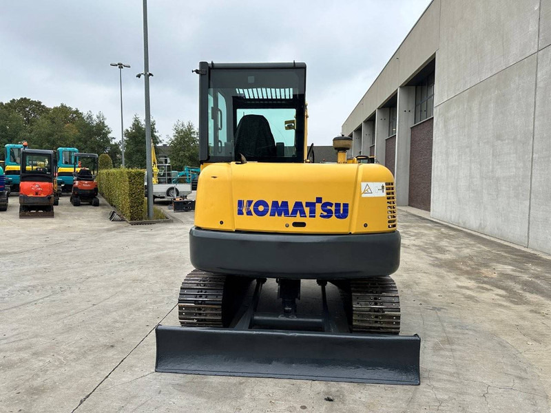 Komatsu PC56-7 - حفارات زحافة: صور 5 Komatsu PC56-7 - حفارات زحافة: صور 5