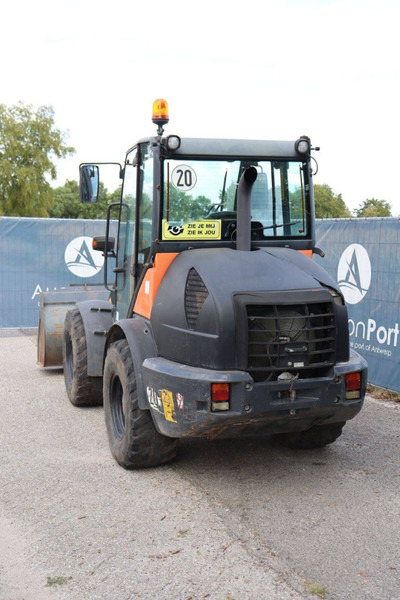 Komatsu WA70-7 - اللودر بعجل: صور 4 Komatsu WA70-7 - اللودر بعجل: صور 4