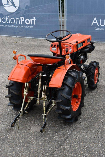 Kubota B5000 - جرار: صور 4 Kubota B5000 - جرار: صور 4