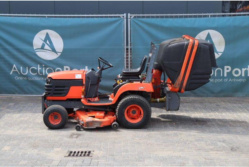 Kubota BX2200D - جزازة المروج: صور 2 Kubota BX2200D - جزازة المروج: صور 2