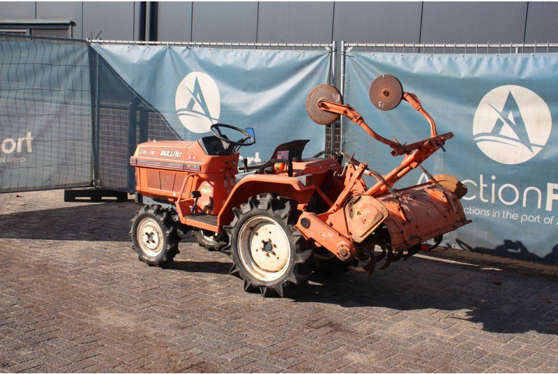 Kubota Bulltra ZB1-15 - جرار: صور 3 Kubota Bulltra ZB1-15 - جرار: صور 3