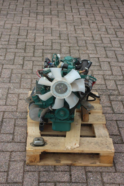 Kubota D0.9A-EF08 - آلات البناء: صور 4 Kubota D0.9A-EF08 - آلات البناء: صور 4