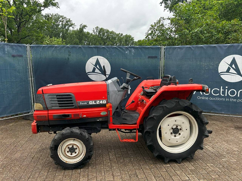 Kubota GL240 - جرار: صور 1 Kubota GL240 - جرار: صور 1