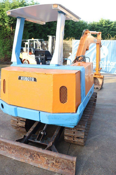 Kubota KH-033 - حفارات زحافة: صور 5 Kubota KH-033 - حفارات زحافة: صور 5