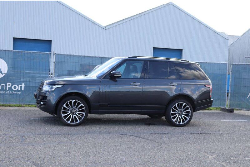 Land Rover Range Rover - سيارة دفع رباعي: صور 1 Land Rover Range Rover - سيارة دفع رباعي: صور 1