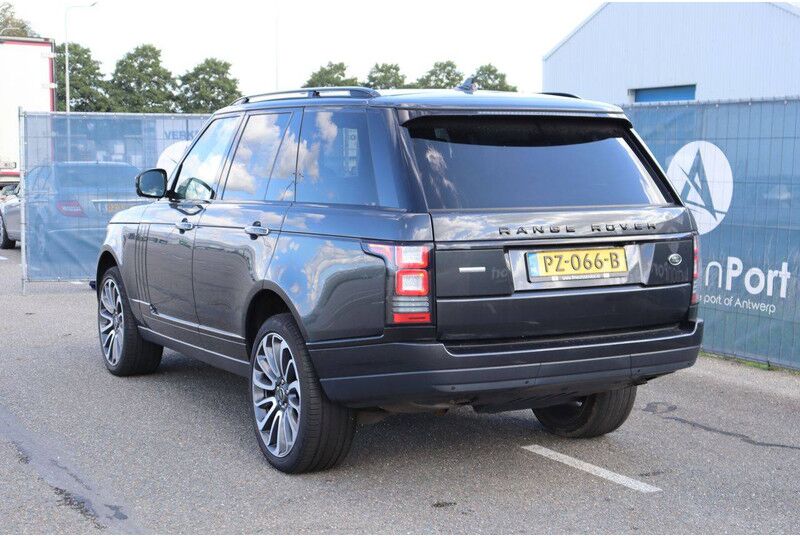 Land Rover Range Rover - سيارة دفع رباعي: صور 4 Land Rover Range Rover - سيارة دفع رباعي: صور 4