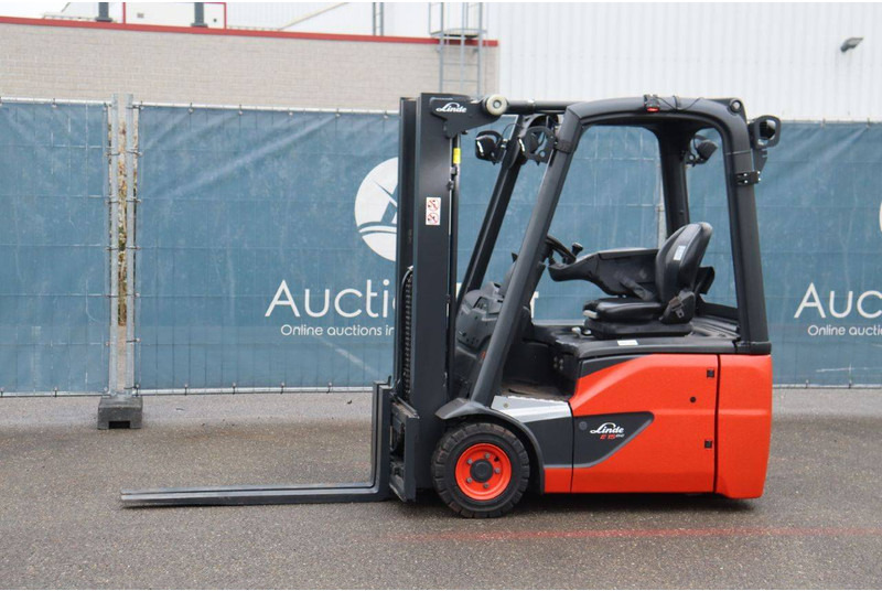 Linde E15-02 - رافعة شوكية كهربائية: صور 1 Linde E15-02 - رافعة شوكية كهربائية: صور 1