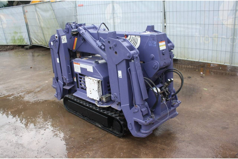 Maeda MC-205 - رافعة مجنزرة: صور 2 Maeda MC-205 - رافعة مجنزرة: صور 2